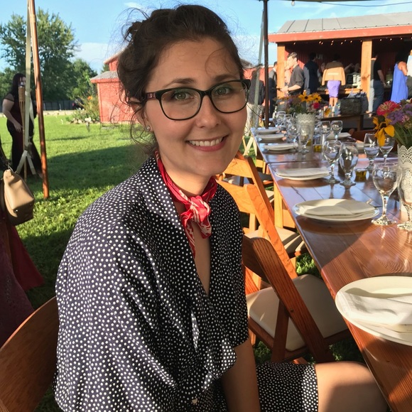 Meet your Posher, Aleksandra - Picture 2 of 3